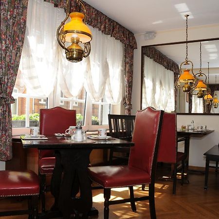 Hotel Admiral Wiesbaden Buitenkant foto