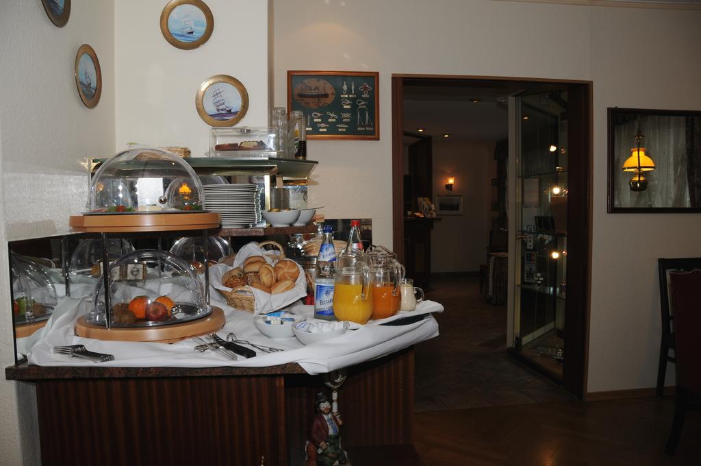Hotel Admiral Wiesbaden Buitenkant foto